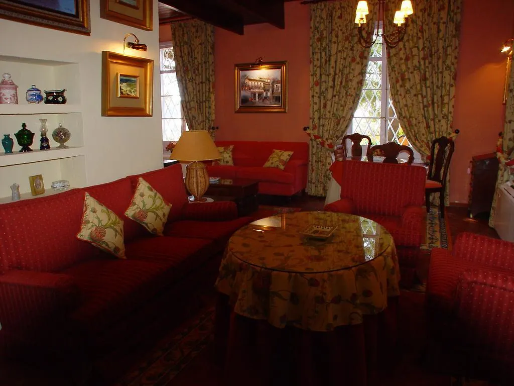 Cortijo La Reina Guest House Malaga 0*,